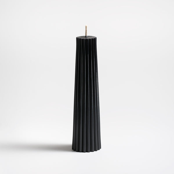 Petite Pillar in black 