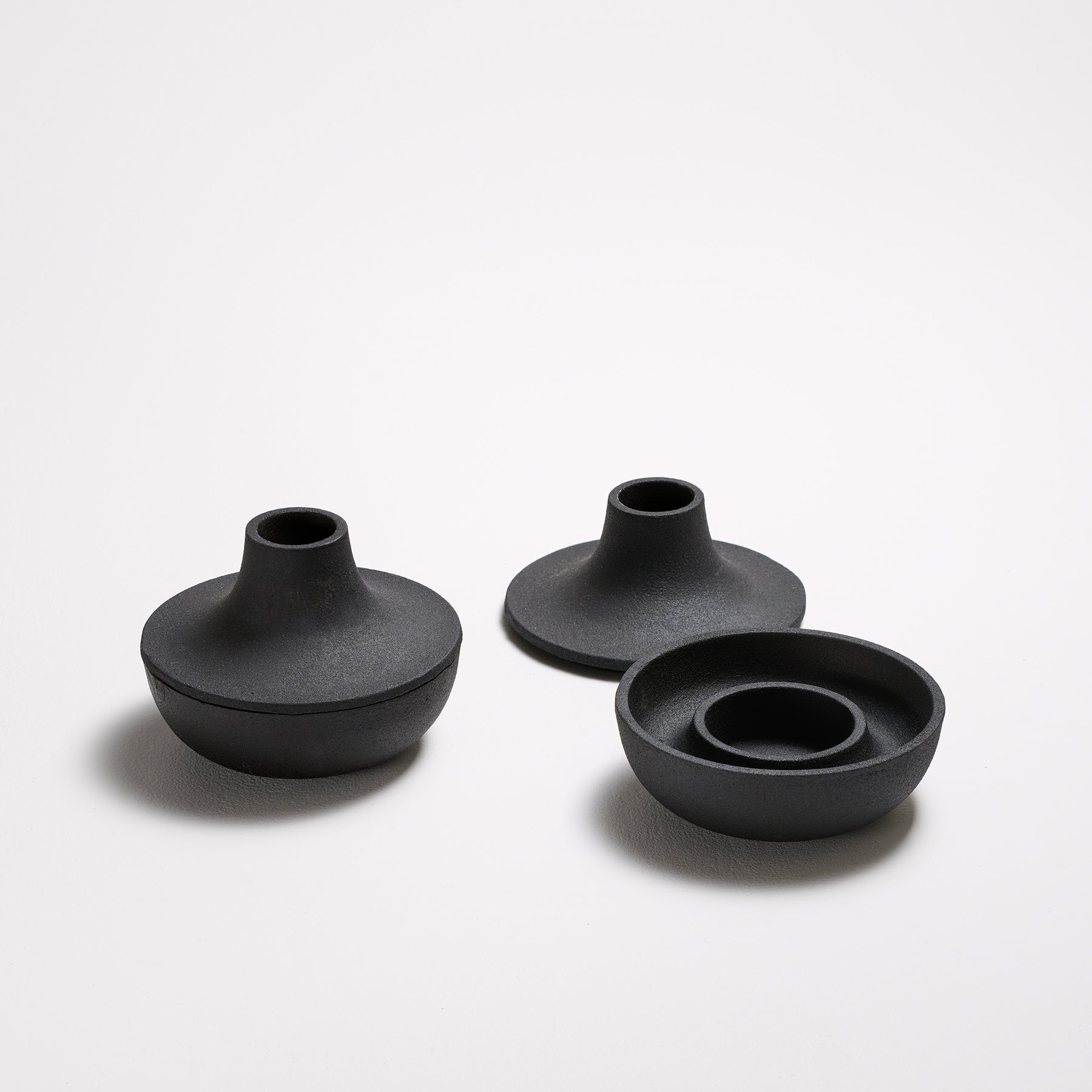 Round Iron Holders (pair) - Thumbnail 2