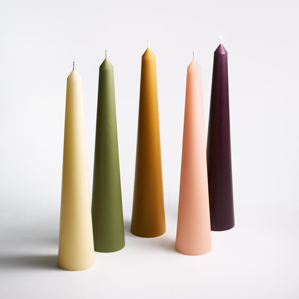 Tower_Candle_in_a_group_grande